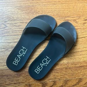 Beach sandals